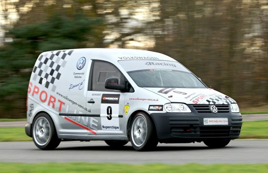 vw caddy racer 550x356 VW Caddy Racer to Return to the Track in 2009
